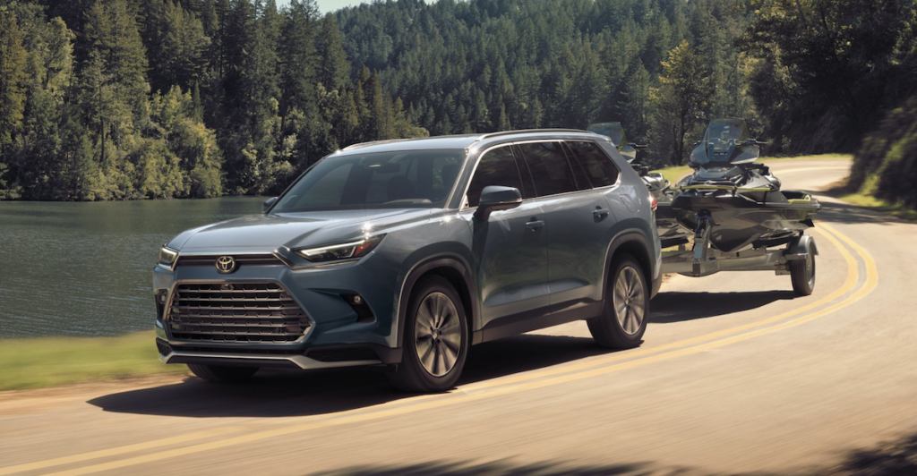 Hybrid Vehicle Towing: Important Things Drivers Should Know