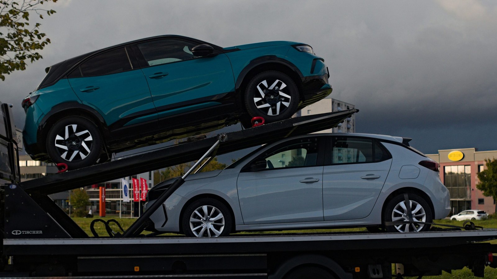 Buying a Car Privately in Calgary? How to Transport It Before It’s Ready for the Road